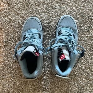 Air Jordan 4 Nike University Blue Size 6.5
